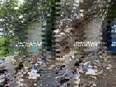 Bán đất Phú Diễn. bắc từ Liêm.O tô đỗ cửa. Giá 2 tỷ