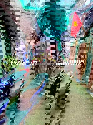 Đất bán 48m2 giá 390tr vĩnh lộc a. Cập vất nhà.