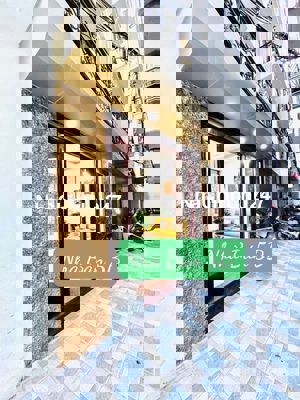 Chính chủ nhờ bán nhà mới kính koong đẹp Ngọc Hồi - Hoàng Mai