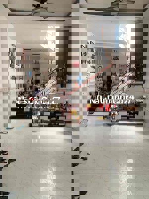 Nhà chính chủ Thống Nhất, P.11, Gò Vấp, 2 tầng 2Pn 3wc, 4,8m x 11m.