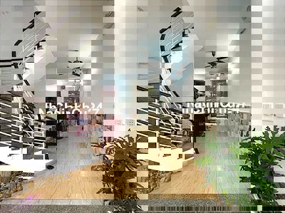 TRƯỜNG CHINH-TÂN BÌNH-KỀ UBND QUẬN-ĐƯỜNG NHỰA 8M-82M2-6TÂNG-VIPBÀU CÁT