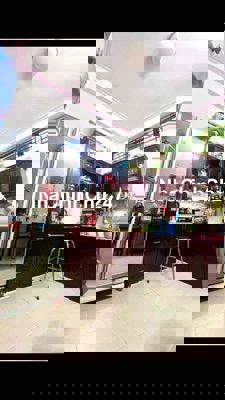 chính chủ bán nhà hẻm xe tăng trung tâm q11