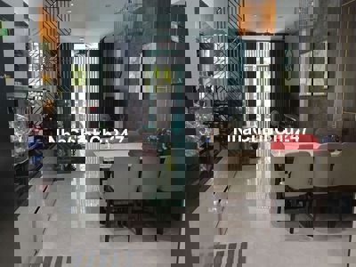 🕌 Chủ định cư nước ngoài gửi bán căn nhà siêu đẹp.