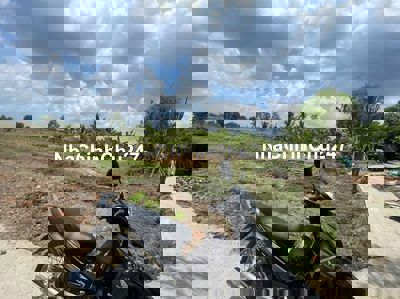 Đất lúa đường đan xe máy cách chợ 2km