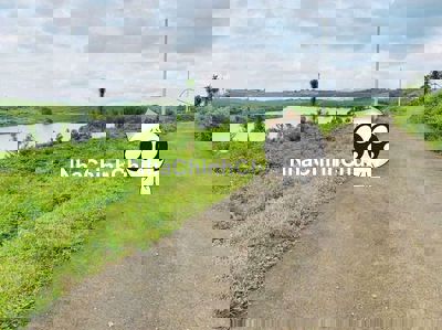 ĐẤT SÀO NGỘP VIEW HỒ BẢO LÂM