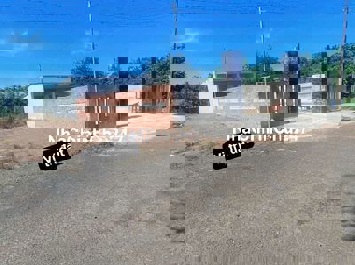 199tr sang tên gấp ngay lô đất đường nhựa thổ cư