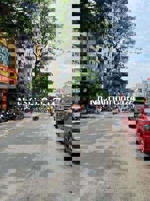 Chủ cần thanh lý  căn nhà mặt ngõ kinh doanh tấp nập