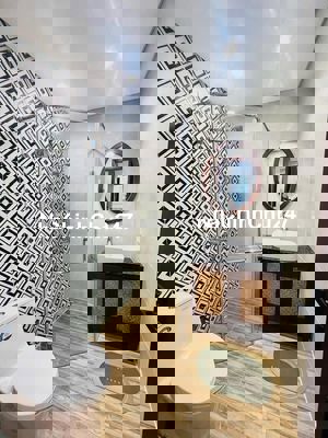 Phân lô Trung Hoà - Nhân Chinh, bán nhà 7 tầng thang máy, 100m2. SĐCC