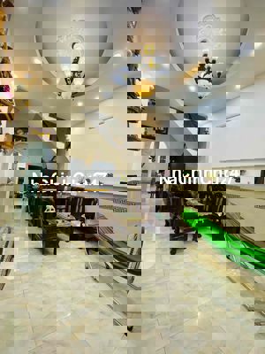 Bán nhà Tân Bình, Phan Huy Ích, Gần Trường Chinh, 64m2, 3 Tầng, 8 Tỷ 3