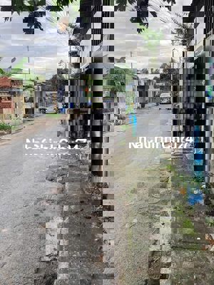 CHÍNH CHỦ CẦN BÁN LÔ ĐẤT NG CÔNG TRỨ DĨ AN. DT 103M. ĐƯỜNG NHỰA 8M