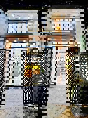 Chính chủ bán căn gác lửng cuối Đồng Khởi 100m2 trả 400 triệu vào ở