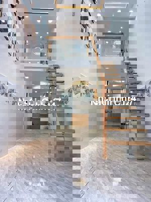 NHÀ CHÍNH CHỦ CẦN BÁN,GẦN CHỢ, TRƯỜNG HỌC CÁC CẤP, QUẬN TÂN PHÚ.