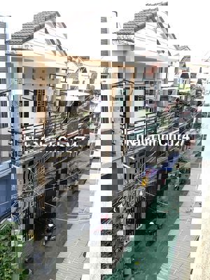 Cần bán căn hộ chung cư Hoa Lư (đường Phan Chu Trinh -p. Quang Vinh)