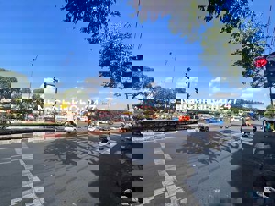 8.5 TỶ-6.4 TỶ, MẶT TIỀN TRƯỜNG CHINH, TÂN PHÚ, 3 TẦNG, SÂN ÔTÔ, 68m2