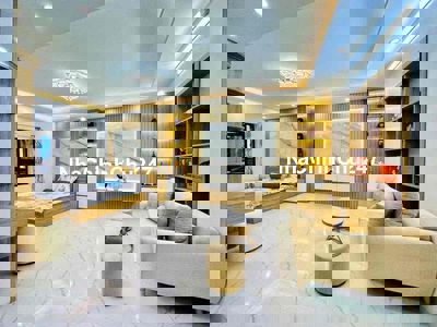 Siêu Rẻ! Trường Chinh, vị trí thoáng đẹp, sân riêng, 50m2, 5T, 7.7tỷ