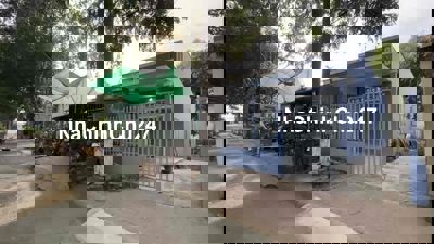 Bán nhà và 120 m2 đất thổ lộ ô tô P Trường An Vĩnh Long