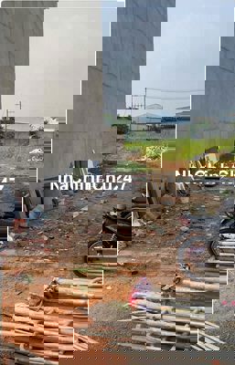 Lô Đất 120m² Ngay Trung Tâm Tương Bình Hiệp, Có Sổ Sẵn,khu dân cư đông