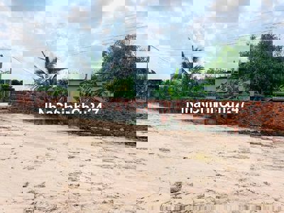 Bán gấp đất thị trấn 439m2 mặt tiền 9m nở hậu siêu đẹp cách nhựa 30m