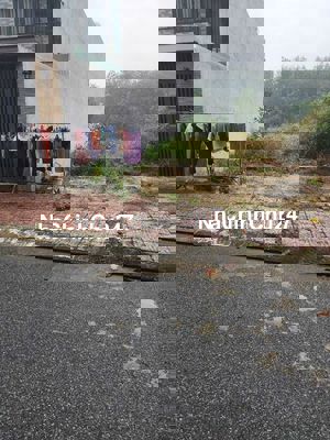 Cần thanh lý gấp lô đất KDC Hội Nghĩa, DT: 100m2, Giá: 690tr, SHR