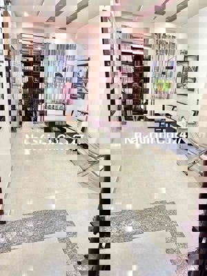 Nhà 4x15 1 lầu 2 phòng full nội thất Đường Kinh Dương Vương