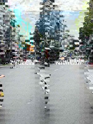 Chủ kẹt bán gấp MTKD Luỹ Bán Bích. Dt 5.2 x 25m.  Nhà 2 tấm