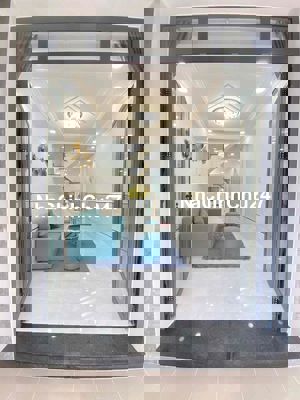 Chủ định cư bán nhà 3,5x12 thổ cư xây đúc btct sổ riêng giá 2t5 còn TL