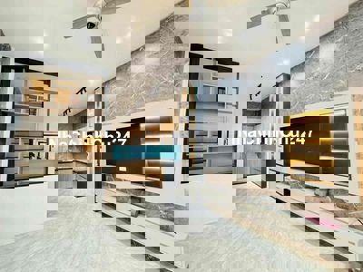 CHÍNH CHỦ BÁN CĂN NHÀ NGỌC THUỴ DÂN XÂY, NGÕ CÔNG, 36M2, 6,05 TỶ