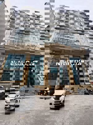 Toà văn phòng 9 tầng, lô góc 110m2, phố Nguyễn Lân Thanh Xuân, 42.5 tỷ