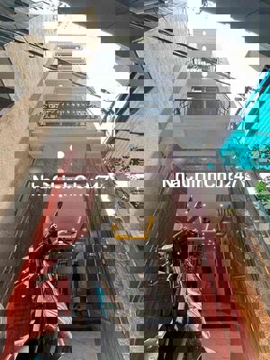 TRUNG TÂM HUYỆN HOÀI ĐỨC ! NHÀ MỚI KÍNH KOONG - CHỈ XÁCH VALI VÀO Ở