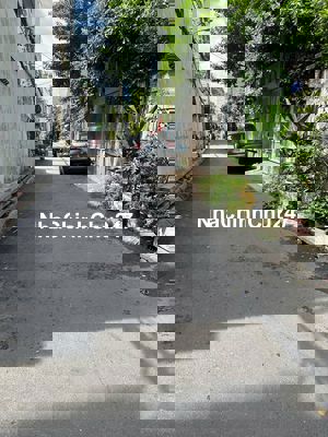 Kẹt bán lô đất 130m,Lê Trực,Bình Thạnh,HXH,nở hậu,xây CHDV,hơn 11ty