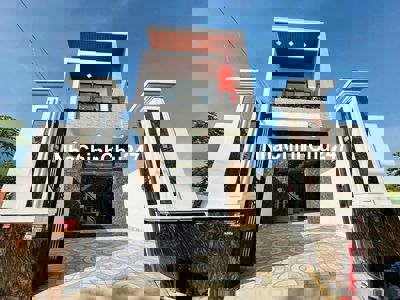 Cần bán nhà 1trệt 1lầu cách trạm thu phí Bửu Long 5p ,sổ riêng,thổ cư