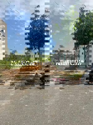 Bán gấp lô đất KDC An Sơn sát TT Văn Hoá xã An Sơn, DT: 100m2, SHR