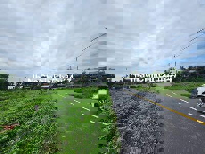 Bán gấp đất tại Long Mỹ, 4 tỷ, 1106m2, 17m mặt tiền có thổ cư