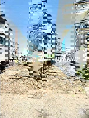 4x19m hẻm 4m kế quận 7 giá 3.75 tỷ