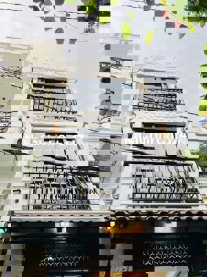 Tôi bán nhà Lê Trọng Tấn 2 lầu sân thượng sổ riêng full thổ cư 2T1 TL