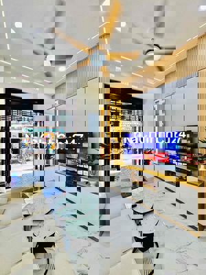 Chính chủ Bán Mặt Tiền Gần Chợ Cây Quéo 8.25 tỷ