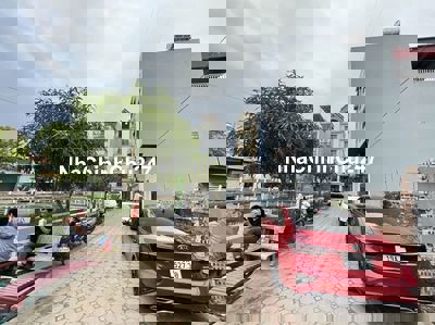 BÁN NHÀ PHÚC LỢI 65M MT4,5M Ô TÔ ĐỖ CỬA GẦN HỒ SEN - KĐT VIỆT HƯNG