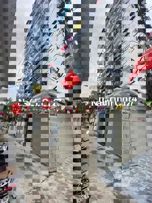 NHÀ KIM CHUNG YÊN VĨNH Ô TÔ ĐỖ CỬA