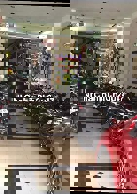 CHÍNH CHỦ NGỘP BANK BÁN GẤP 124/18F CỘNG HÒA, DOANH THU 35TR4 TẦNG