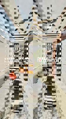 Nhà Đẹp Trung Tâm Long Biên Đối Diện Aeon Mall Full Nội Thất Hơn 5 Tỷ