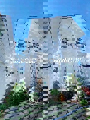 Tôi Chính Chủ Cần Bán Gấp Biệt Thự Tâm Huyết 220m2 Song Hành Hóc Môn