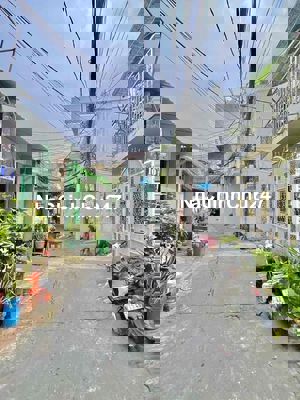 MẶT TIỀN TÂN PHÚ, 4.4x17M NỞ HẬU 6.6M 1 LẦU 6 PHÒNG THU NHẬP SẴN