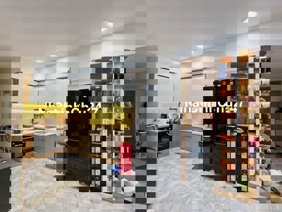 KẸT TIỀN BÁN GẤP CĂN HỘ ORIENTAL, 106M2, 3PN 2WC, CÓ NỘI THẤT, NHÀ ĐẸP