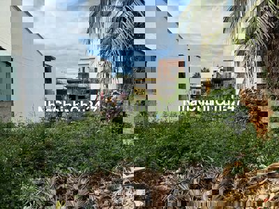 BÁN LÔ ĐẤT 2 MẶT TIỀN TRƯỚC SAU ĐƯỜNG OTO NGỌC HỘI, VĨNH NGỌC, NHA