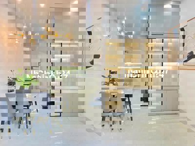 Hot! Quan Nhân 5 tầng Thang Máy, mới đẹp, ngõ nông. GIÁ 7.9 TỶ