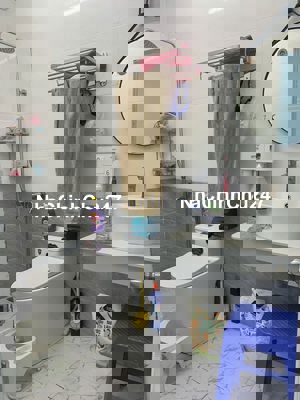 Chính chủ bán nhà 2 tầng sau lưng chợ Cẩm Lệ, giá rẻ nhất khu vực