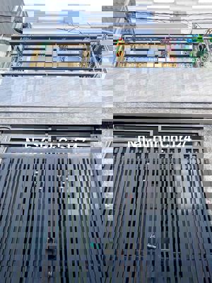 Nhà 1 lầu ngã tư ga 2/ HHG