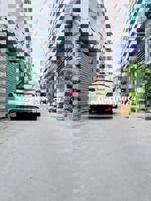 Nguyễn Thị Thập Nhà Chính Chủ 5 Tầng 5 Phòng Gần Lotte