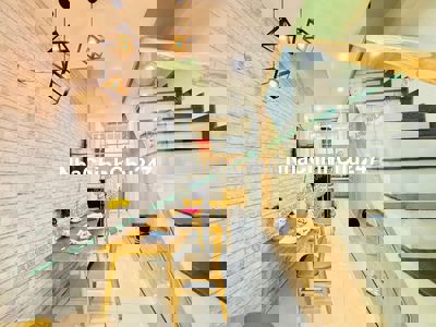 Nhà 3 phòng ngủ, 3 Tầng, mặt tiền đường thoáng