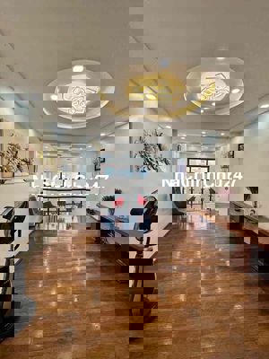 NHÀ KHU VIP TÊN LỬA 5 TẦNG - NỘI THẤT XỊN - Ô TÔ NGỦ TRONG NHÀ